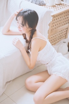 美剧《偷偷》免费观看